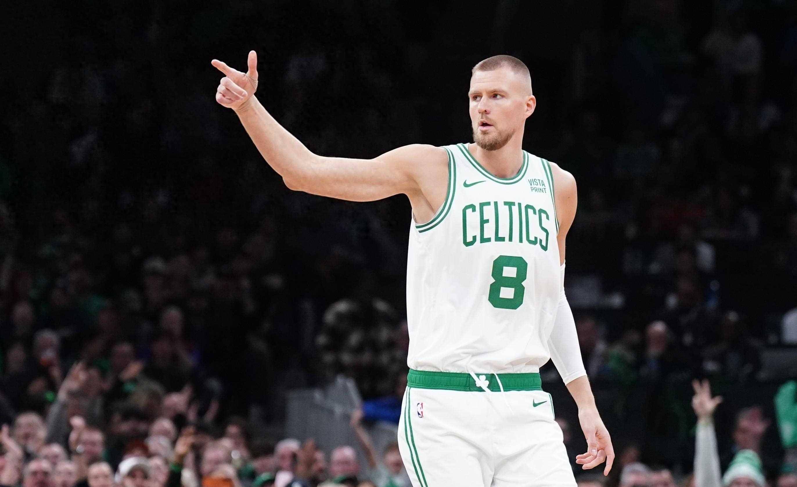 克里斯塔普斯·波尔津吉斯盖帽集锦的简单介绍 克里斯塔普斯·波尔津吉斯盖帽集锦的简单介绍