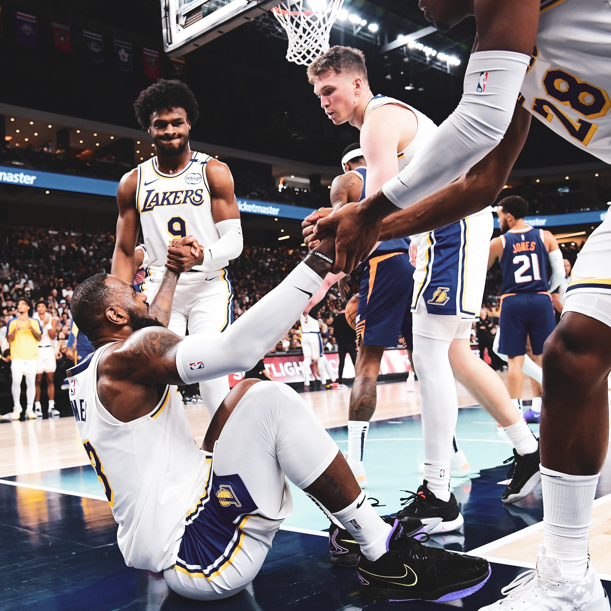 NBA赛事驱逐出场(nba驱逐出场罚多少钱) NBA赛事驱逐出场(nba驱逐出场罚多少钱)